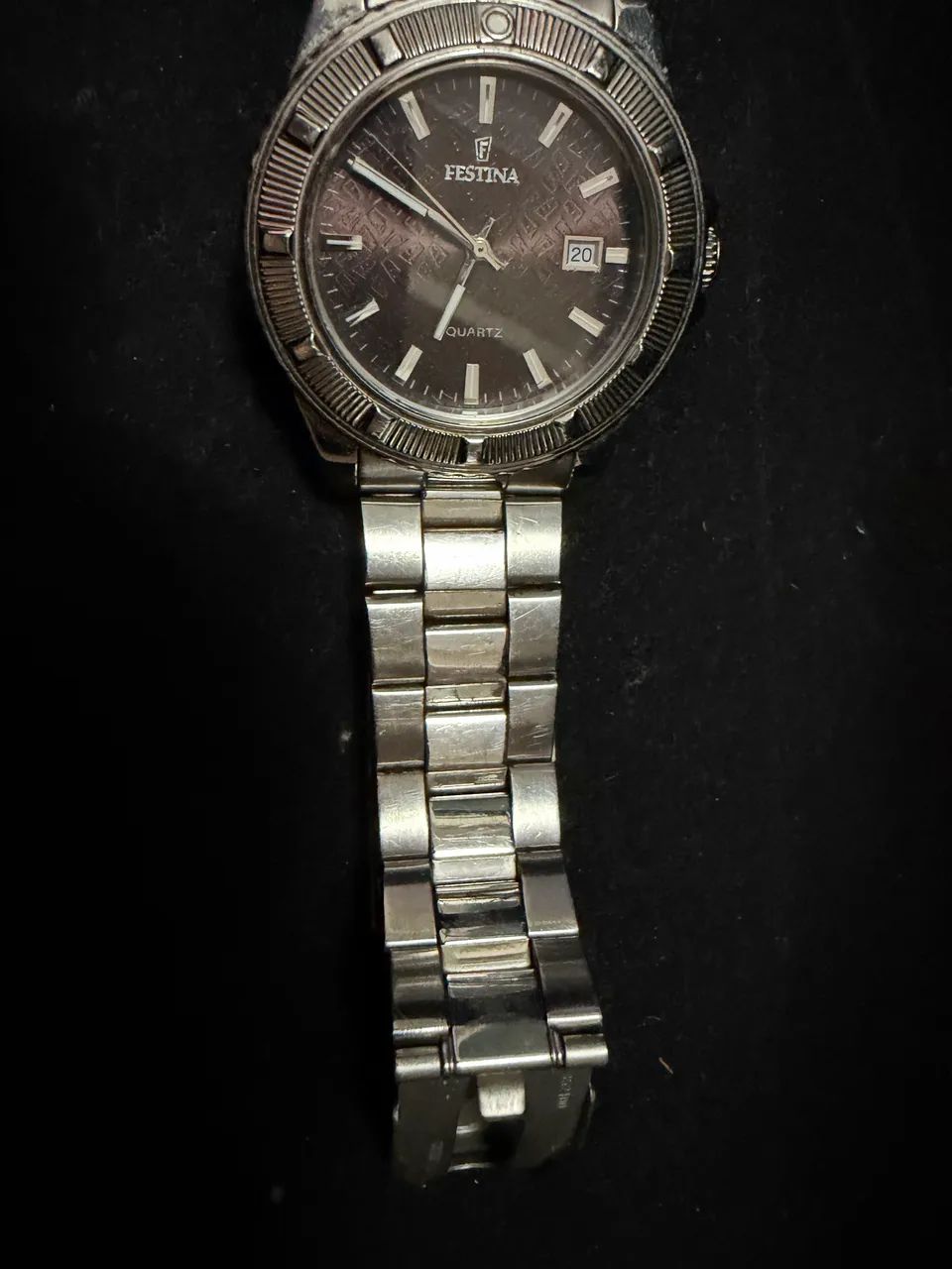 Elegante relógio Festina, comprado nas lojas Vivara 