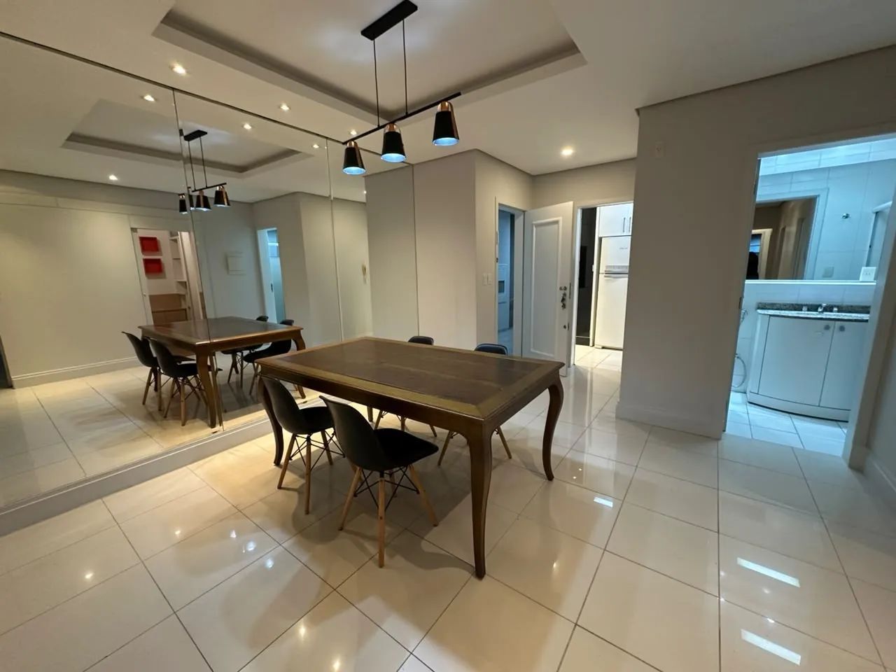 Apartamento de frente para o mar com 03 dormitórios - Foto 2