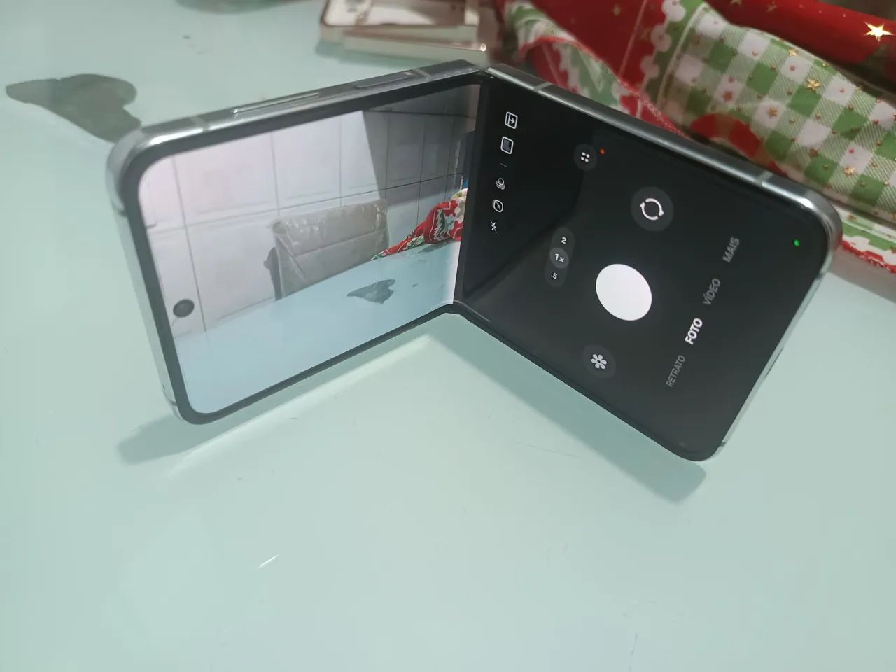 SAMSUNG GALAXY Z FLIP 5 - Foto 2