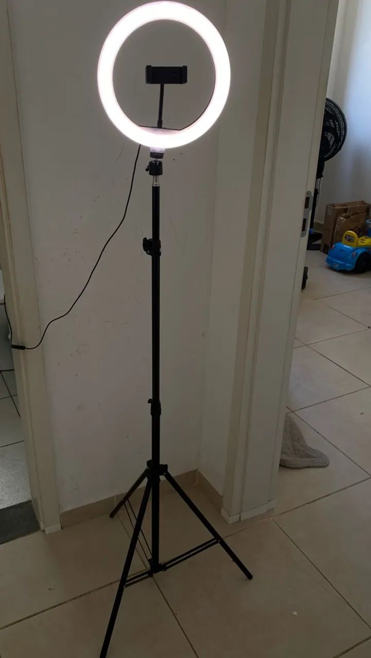 Ring Light Profissional Led 12 Polegadas 30 Cm Com Tripé De 2 metros Suporte De Celular - Foto 4