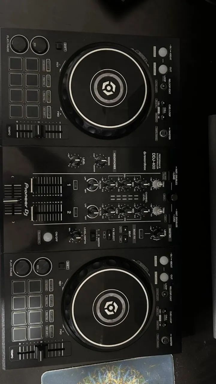 DDJ 400
