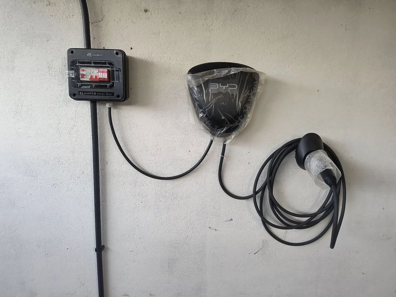 INSTALAÇÃO DE CARREGADOR PARA VEÍCULOS ELÉTRICOS ?