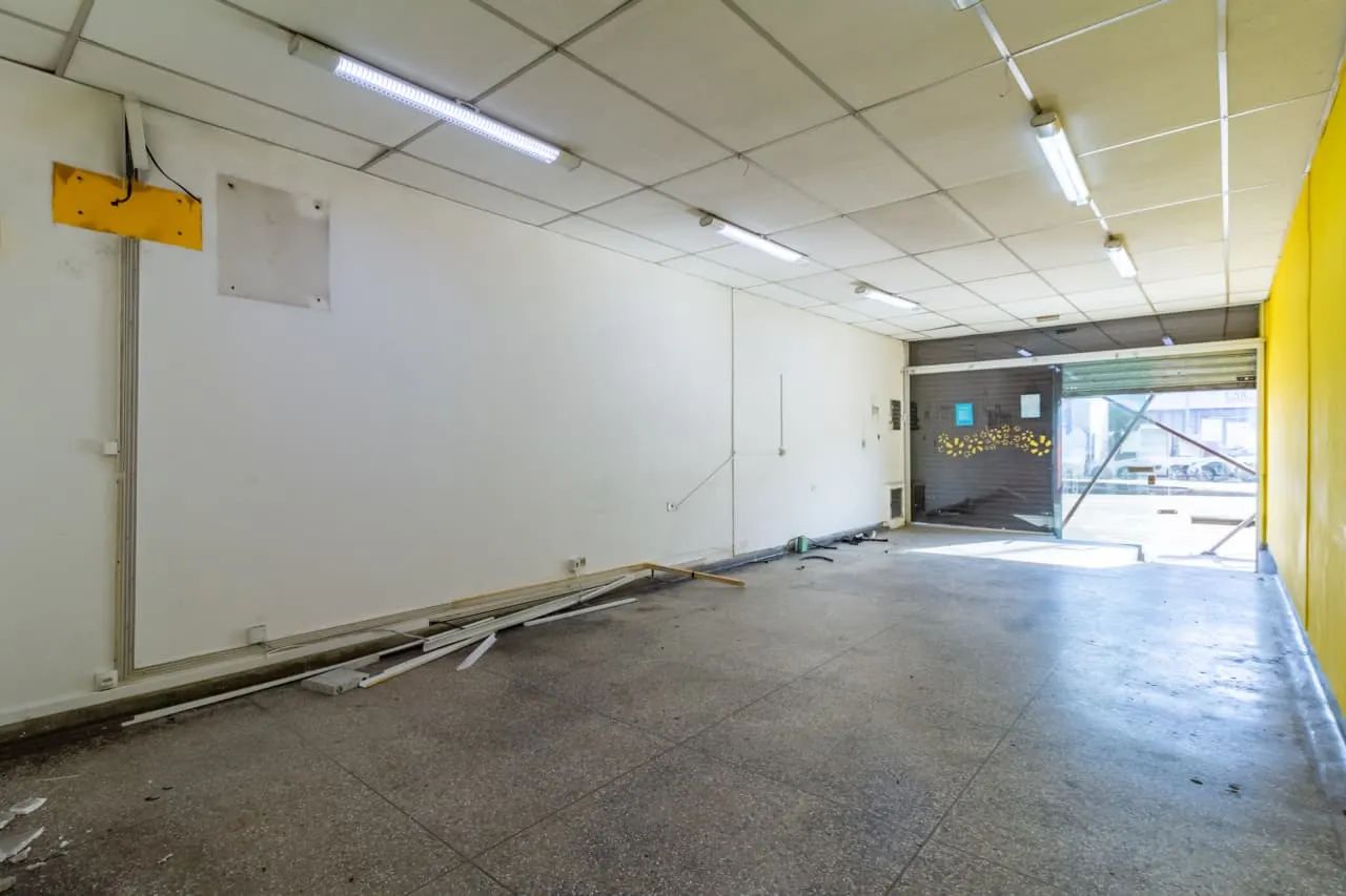 Loja na Avenida Cupecê, 3386  59 m² - Foto 5