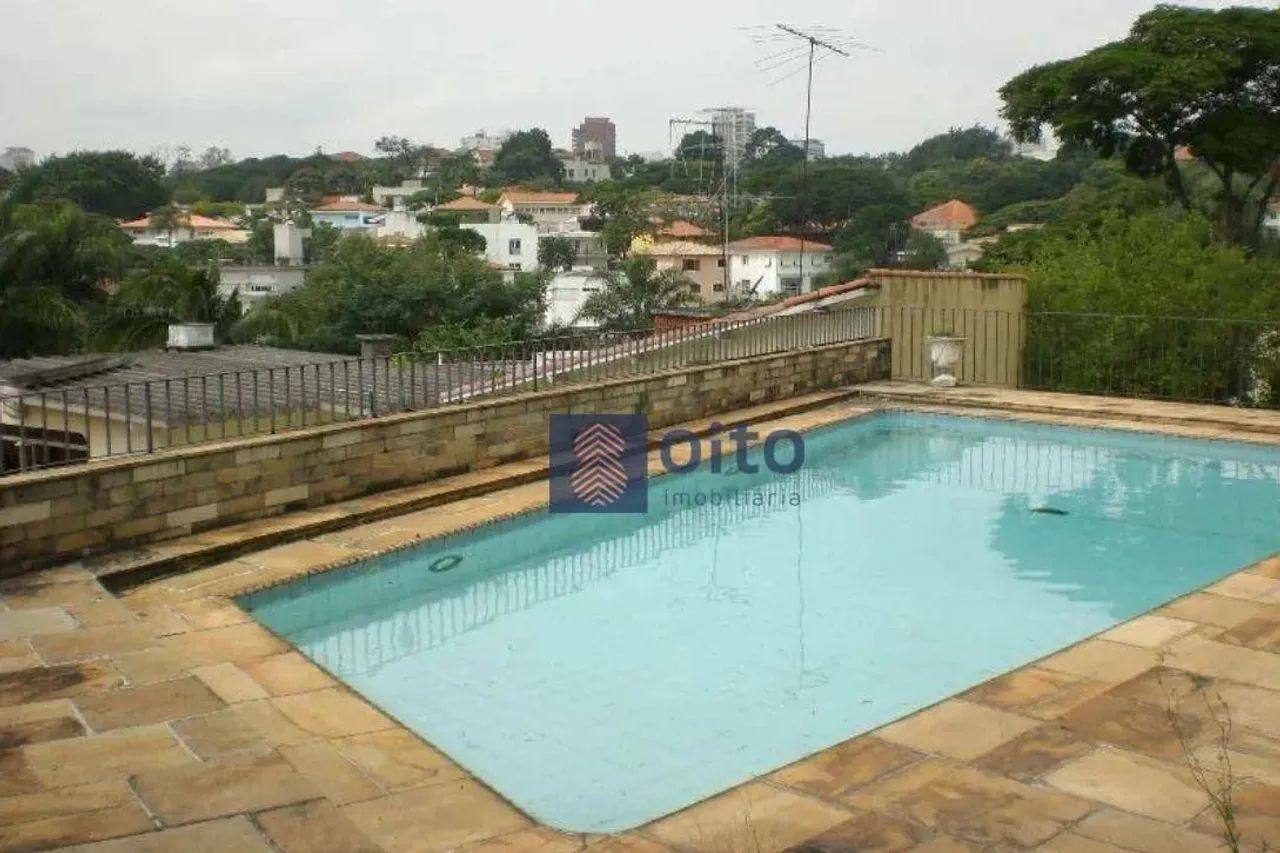 Casa para modernização com mais de 700m² de terreno