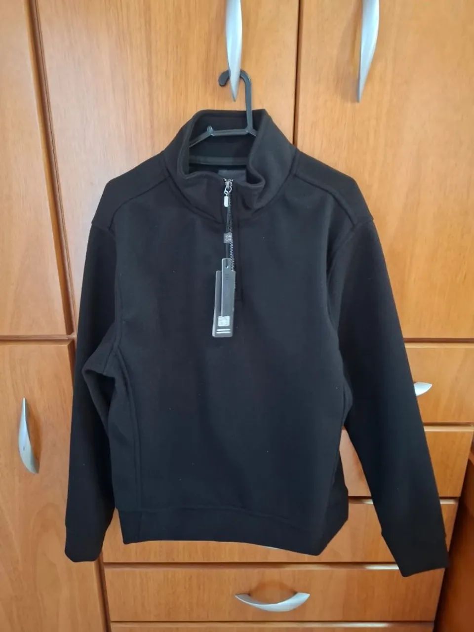 Blusa meio zíper 