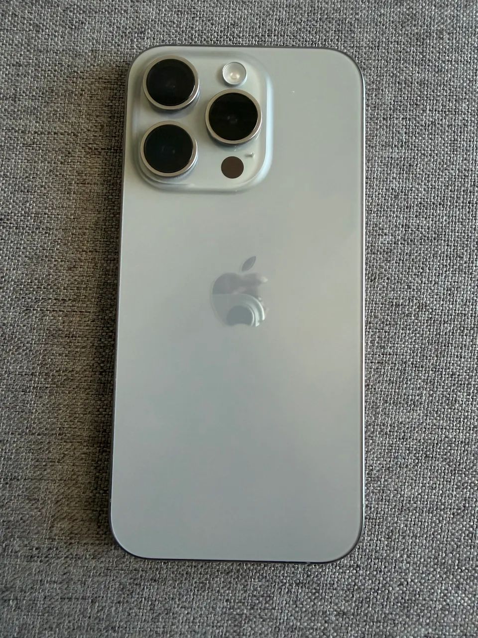iPhone 15 pro 128gb