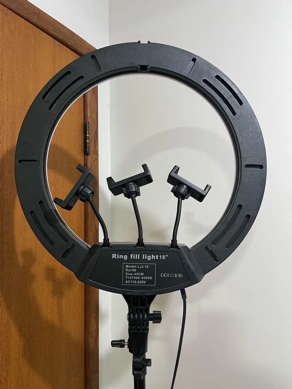 Ring Light Grande Iluminador 18 polegadas Com Suporte 3 Celulares e Tripe 2,10 altura - Foto 5