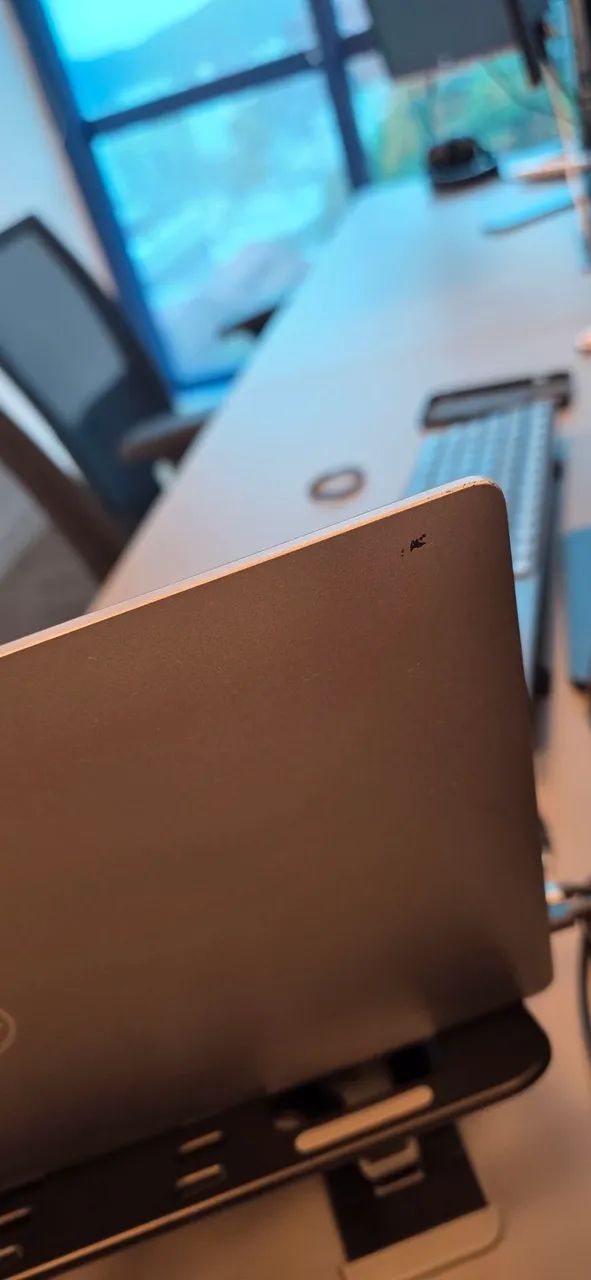 Notebook Dell, 16 GB de RAM, excelente estado.  - Foto 4