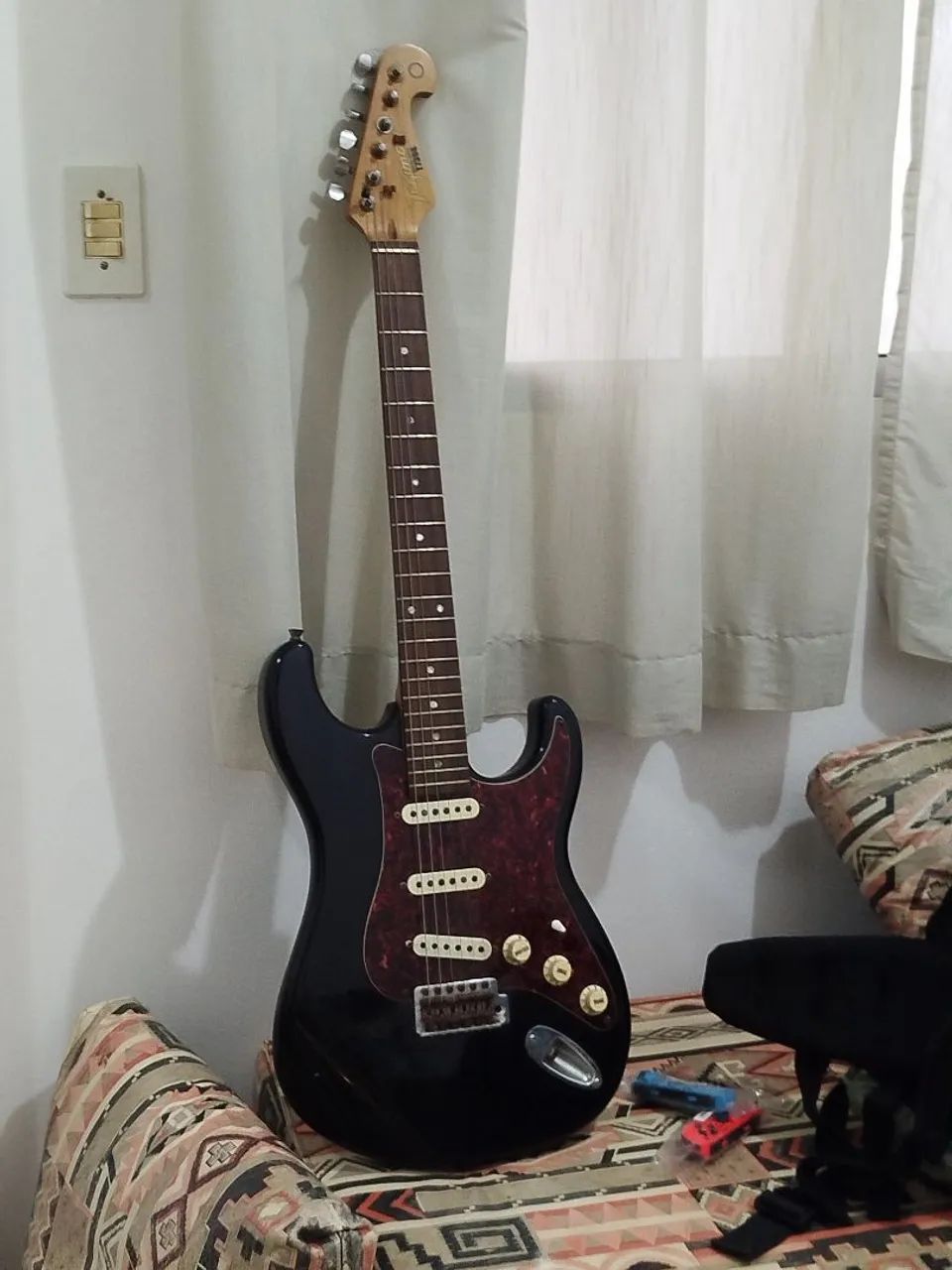 Guitarra Tagima 