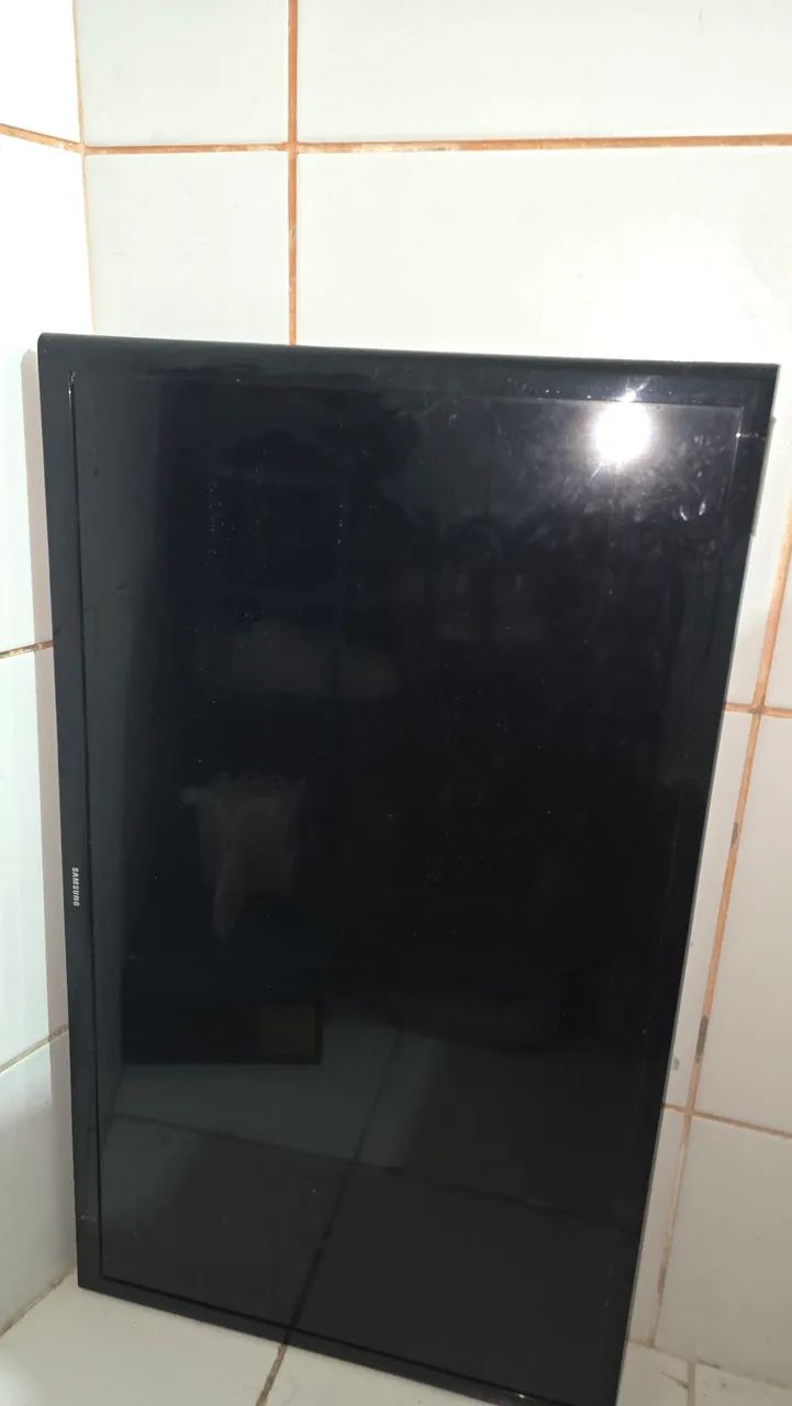 Tv quebrada - Foto 2