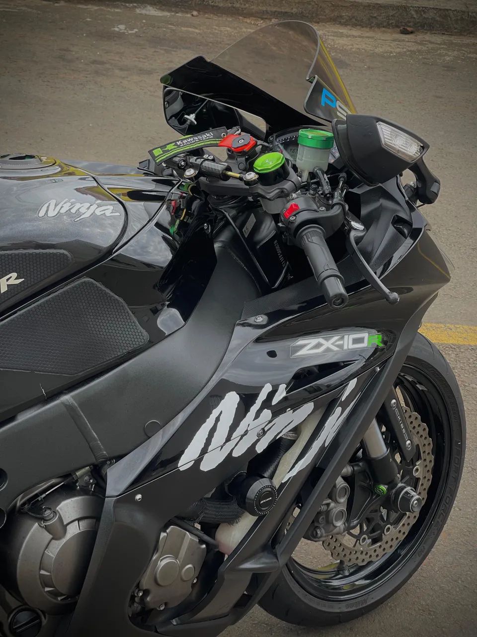 Kawasaki Zx-10/ Zx-10r 1000cc 2015 - 1482475190 | OLX