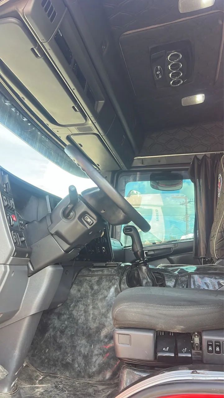 Scania P340 2011 6x2 - Foto 4