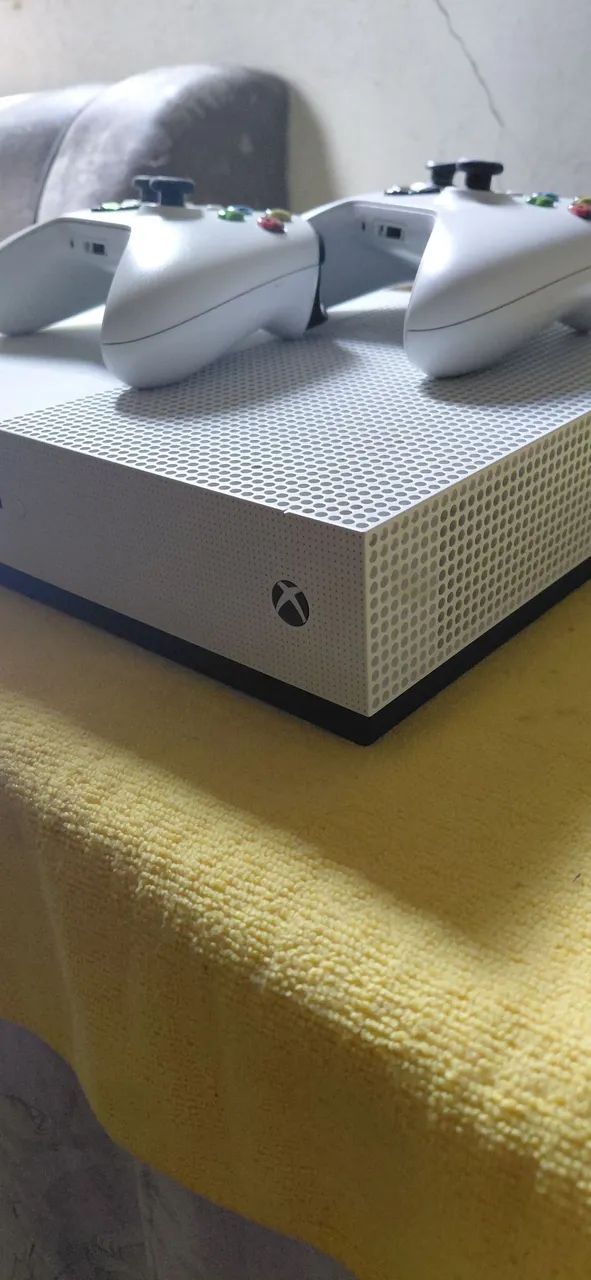 Xbox One S - Foto 2