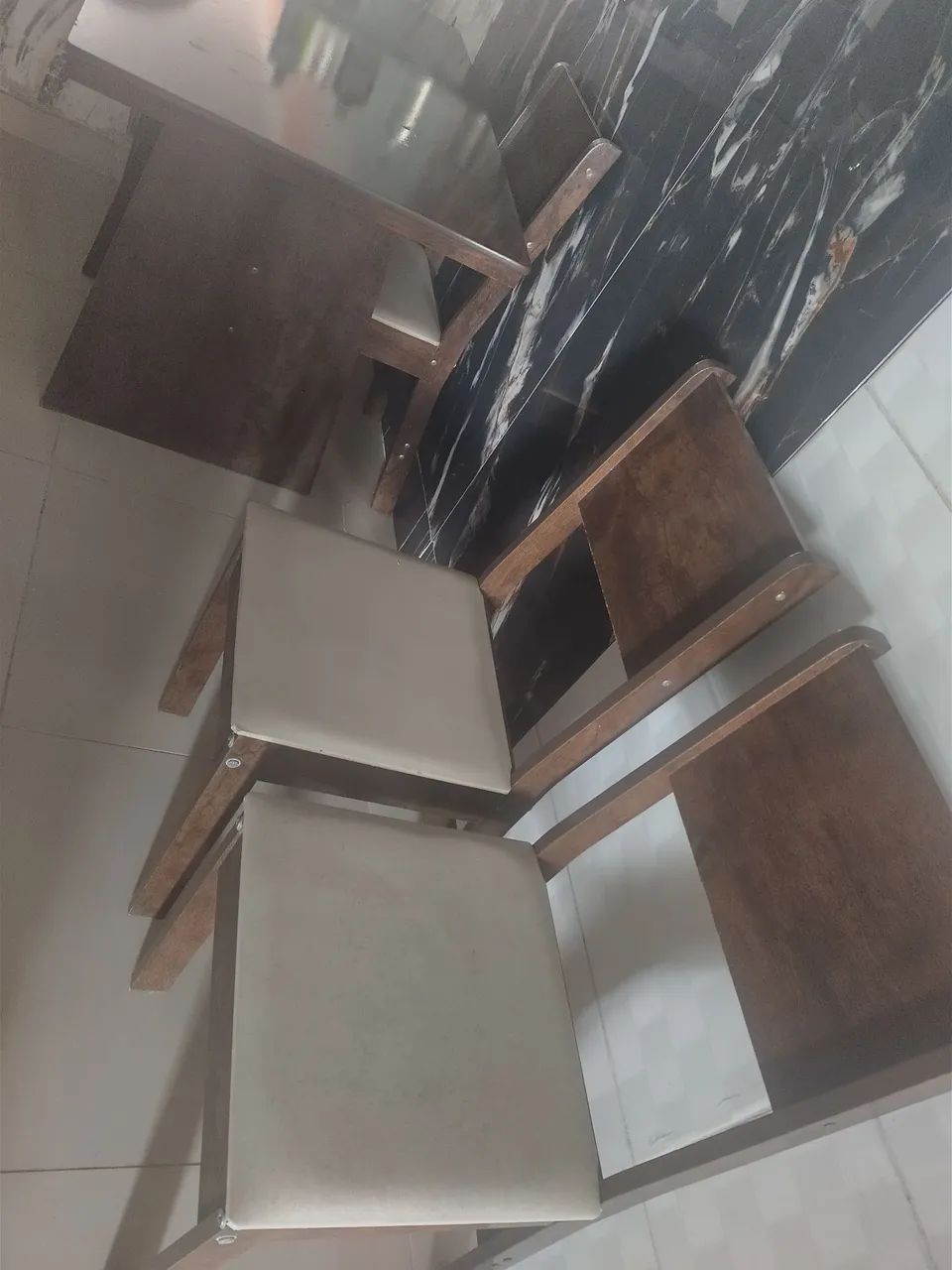 Mesa de 4 cadeiras  - Foto 2