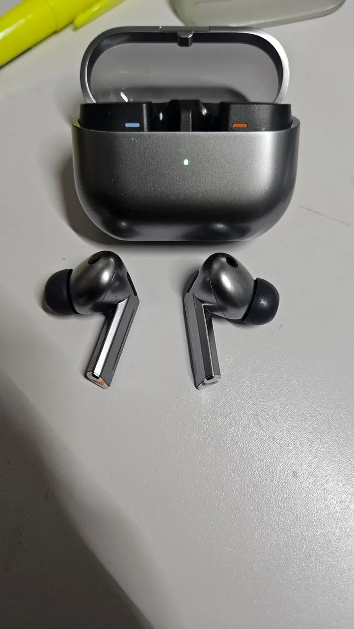 Fone galaxy buds pro (ORIGINAL) excelente condicionamento 