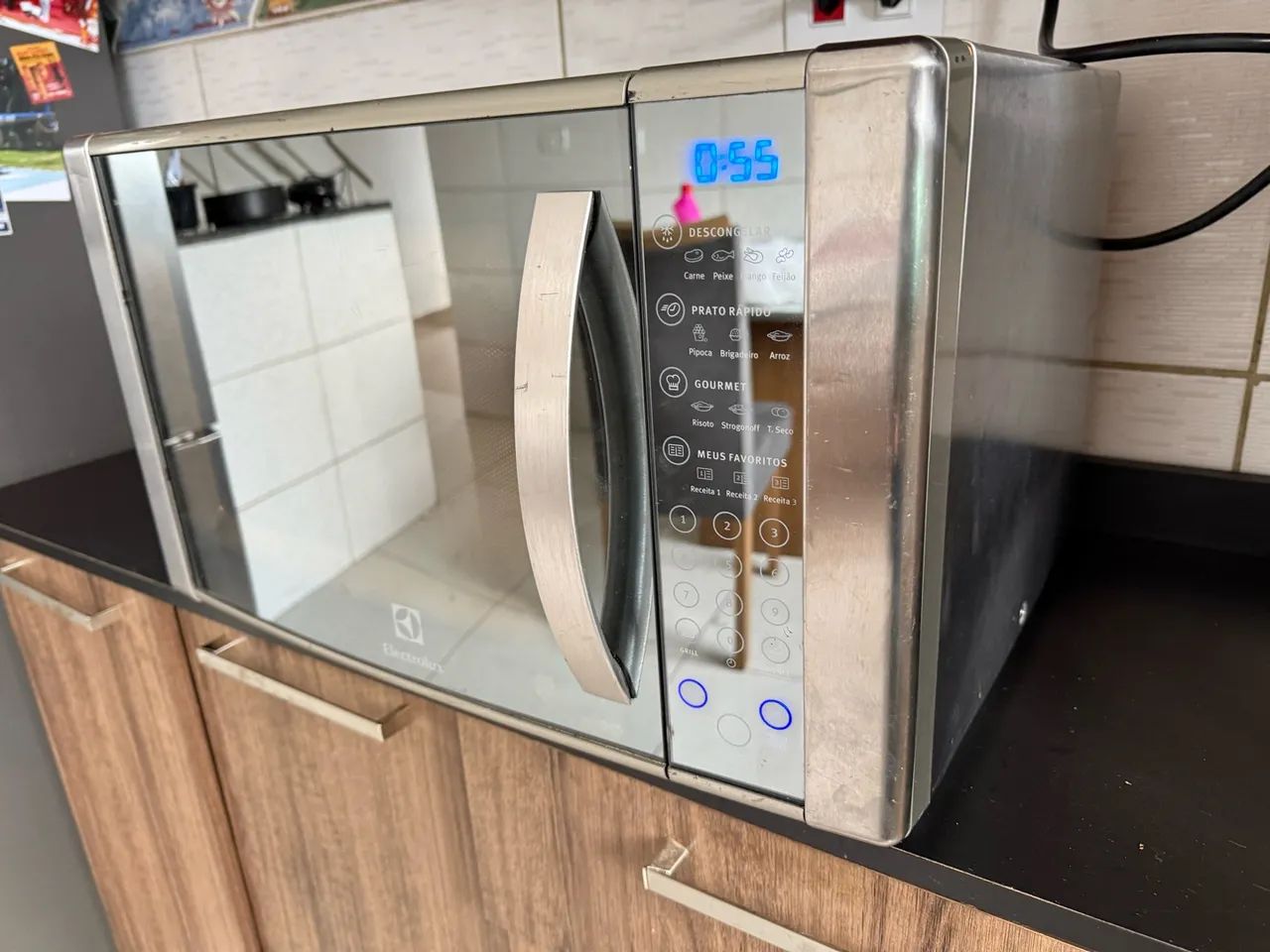 Microondas Electrolux 110 V com Grill - Foto 3