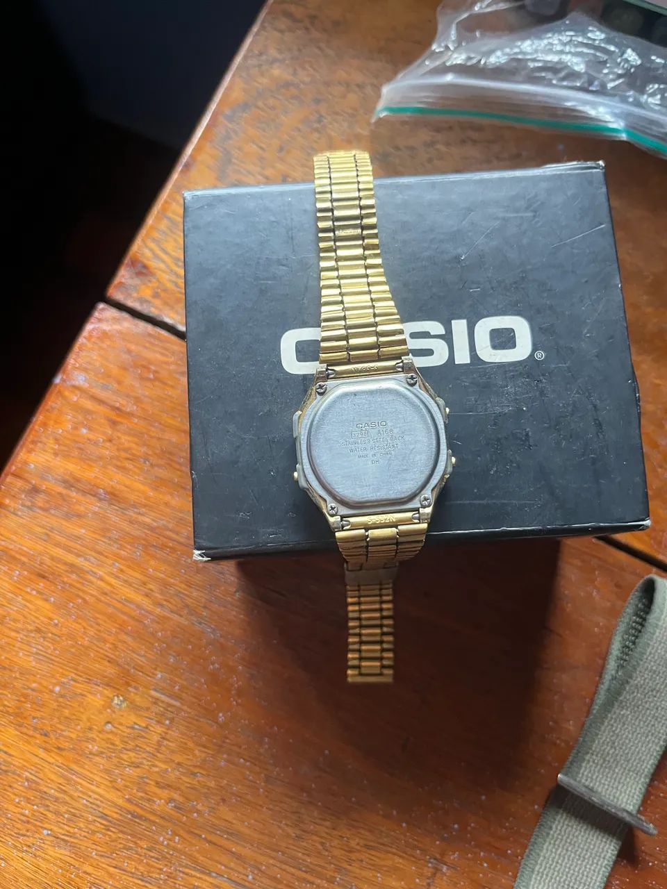 RELÓGIO CASIO DIGITAL DOURADO ? VINTAGE - Foto 3