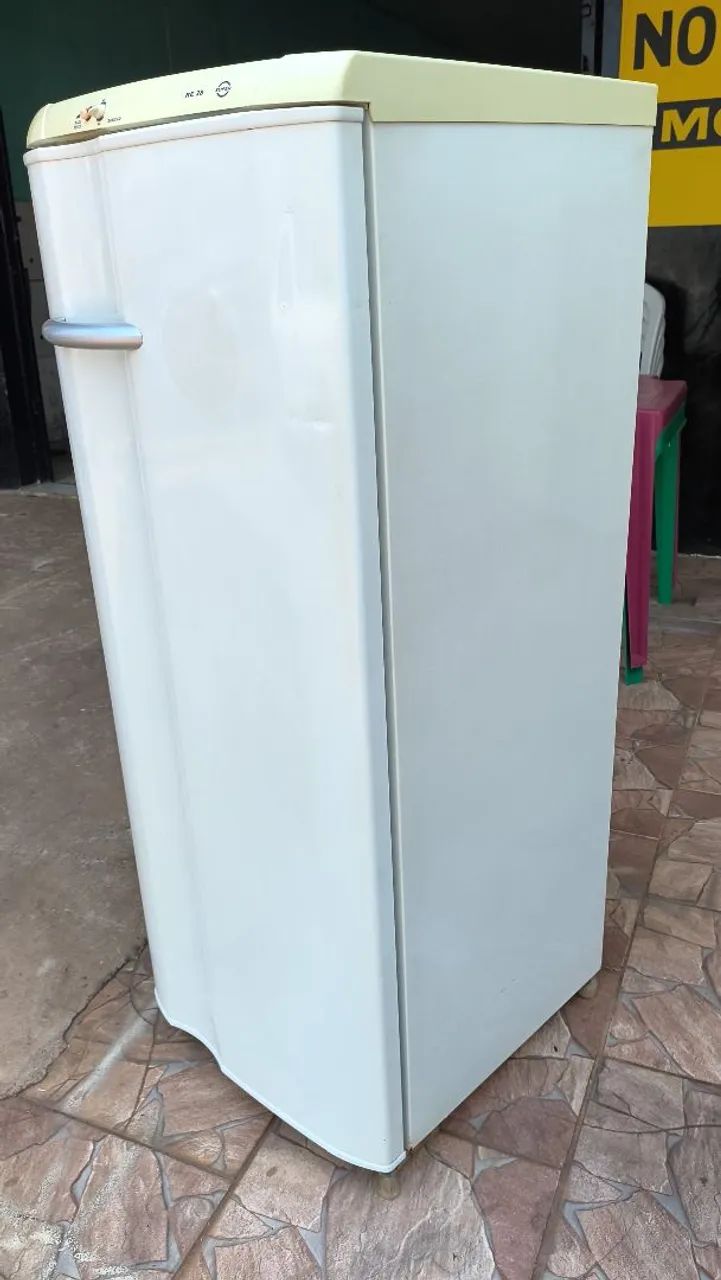 Geladeira Electrolux 280 litros  - Foto 4