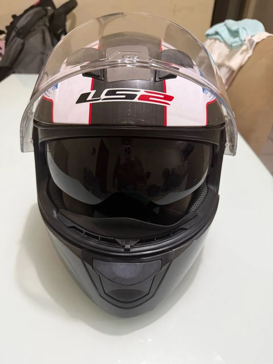 Capacete LS2 - modelo 320 Stinger