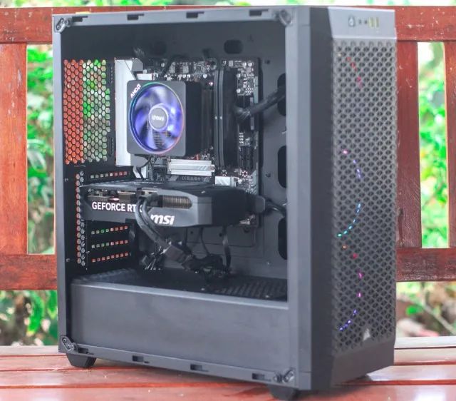 7900 - 64GB - RTX 5070 - Foto 3