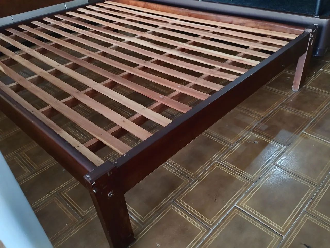 Cama de casal madeira maciça  - Foto 4