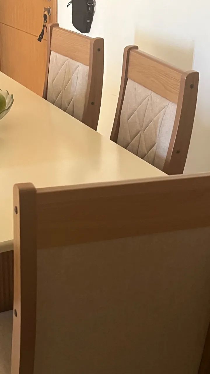 Meda de jantar com 6 cadeiras  - Foto 2