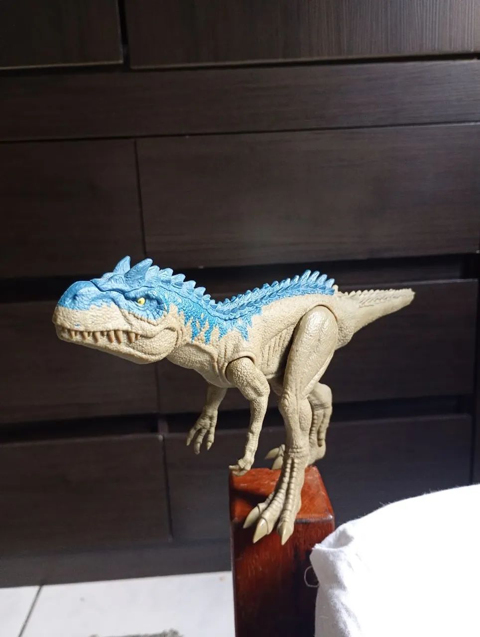 Alossauro básico usado Mattel 