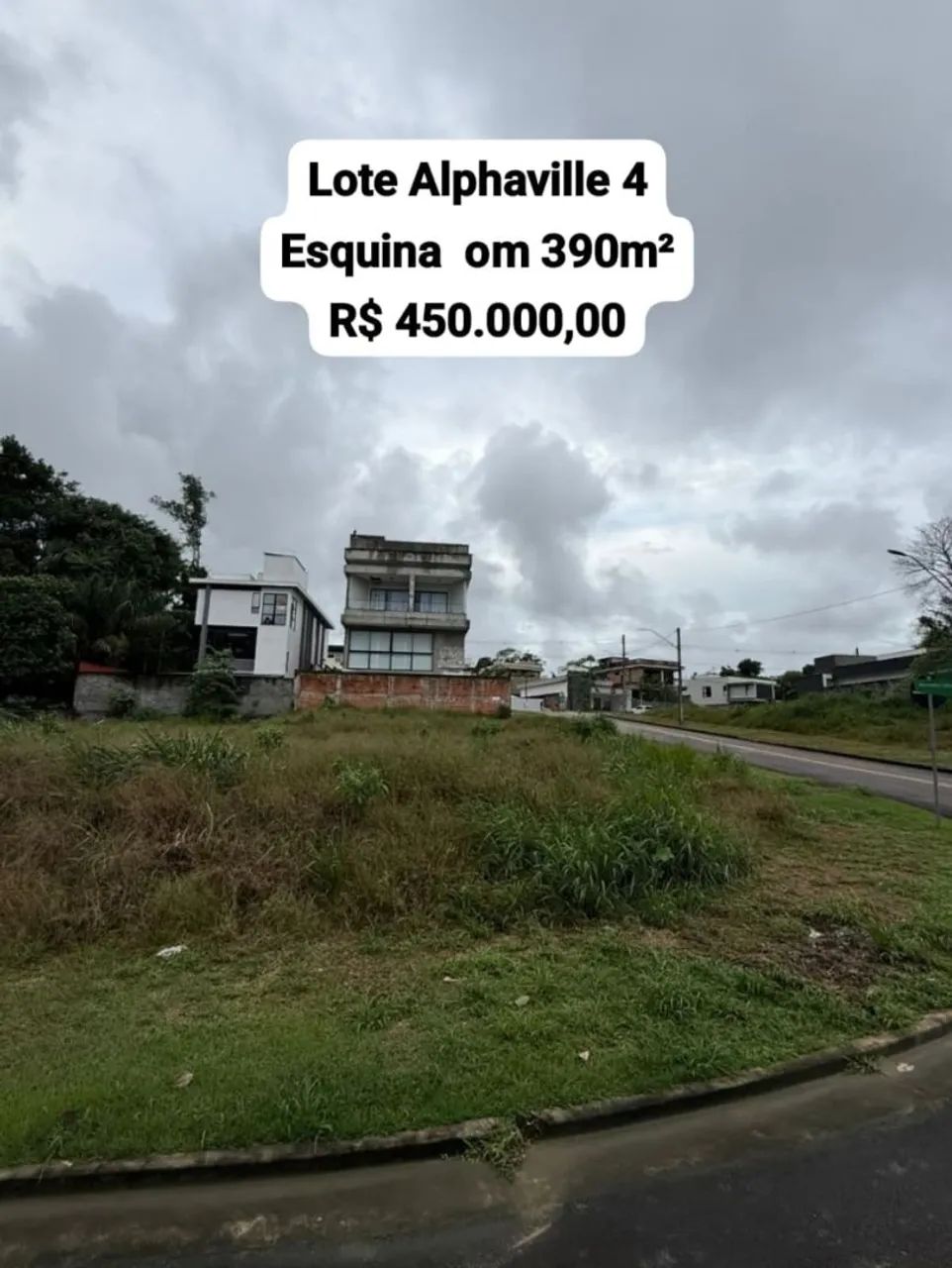 ALPHAVILLE 4 LOTE DE ESQUINA