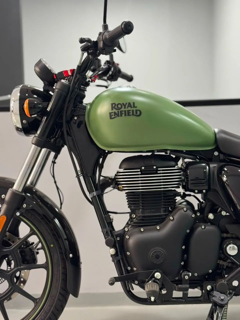 Meteor 350 Fireball  - Foto 5