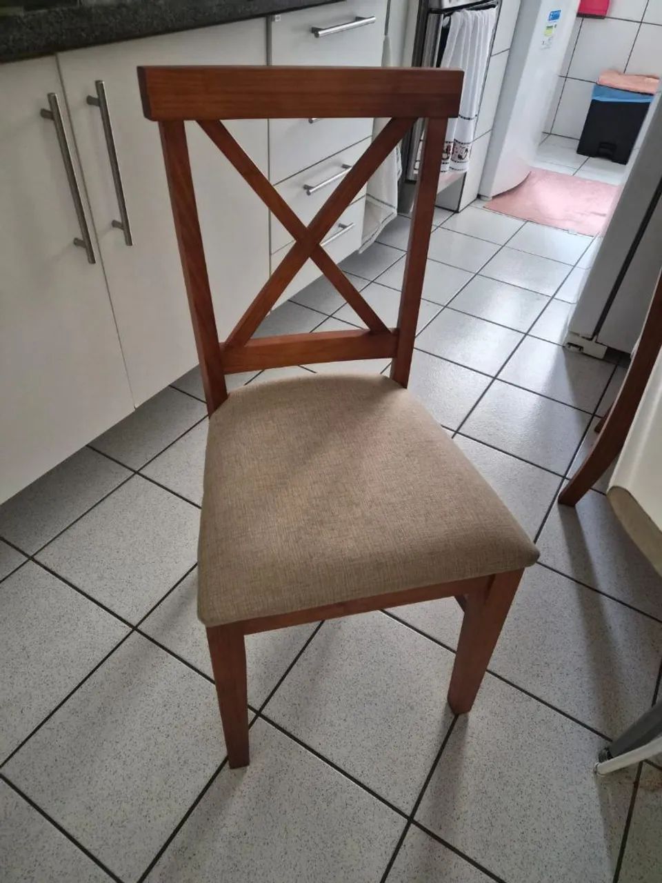 04 Cadeiras para Mesa