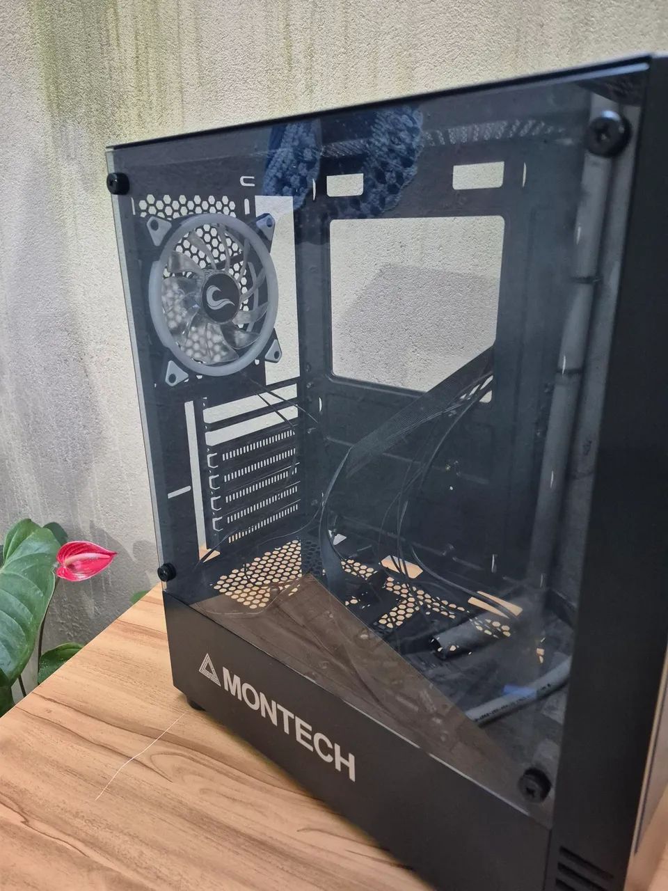 Gabinete Montech + Controladora RGB Rise Mode - Foto 2