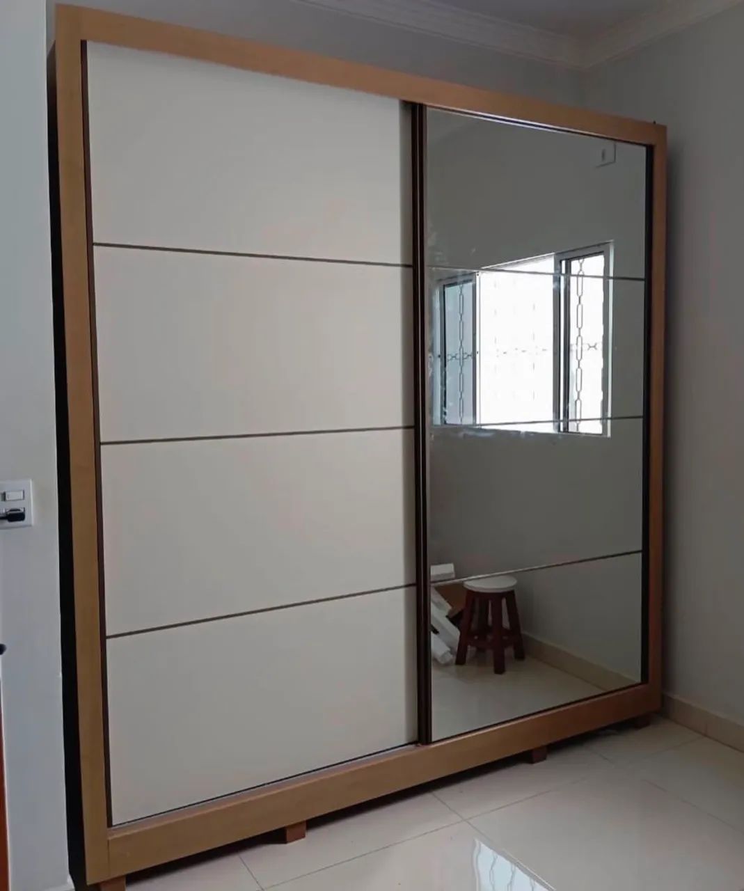 Guarda roupa Titanium 2.09x1.96m 