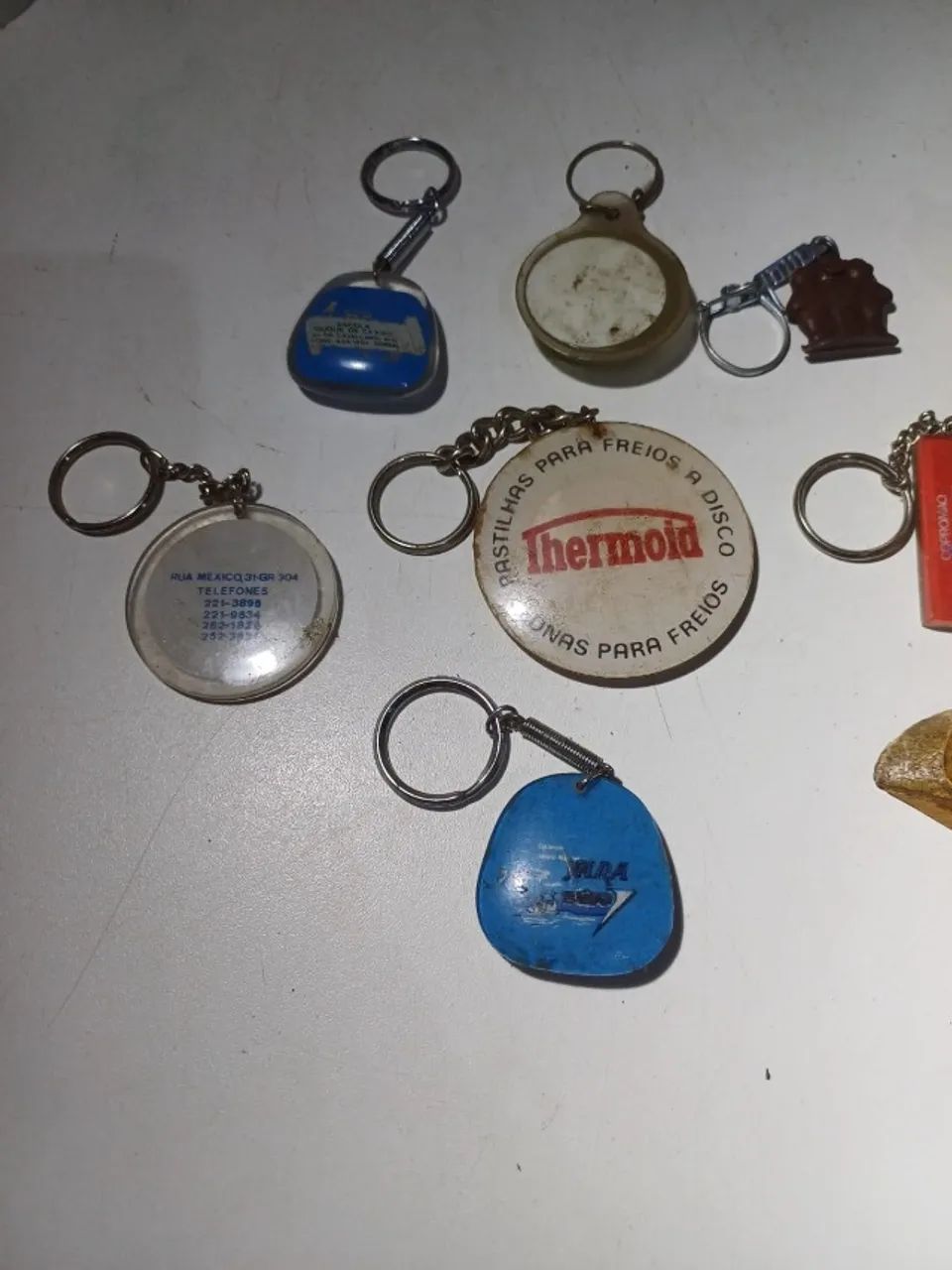 Conjunto de chaveiros diversos  - Foto 2