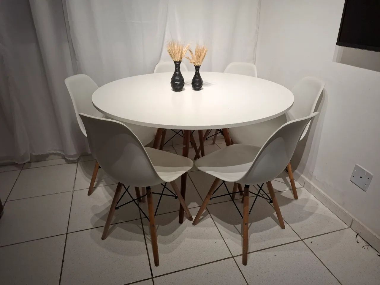 Mesa com 6 cadeiras - Foto 3