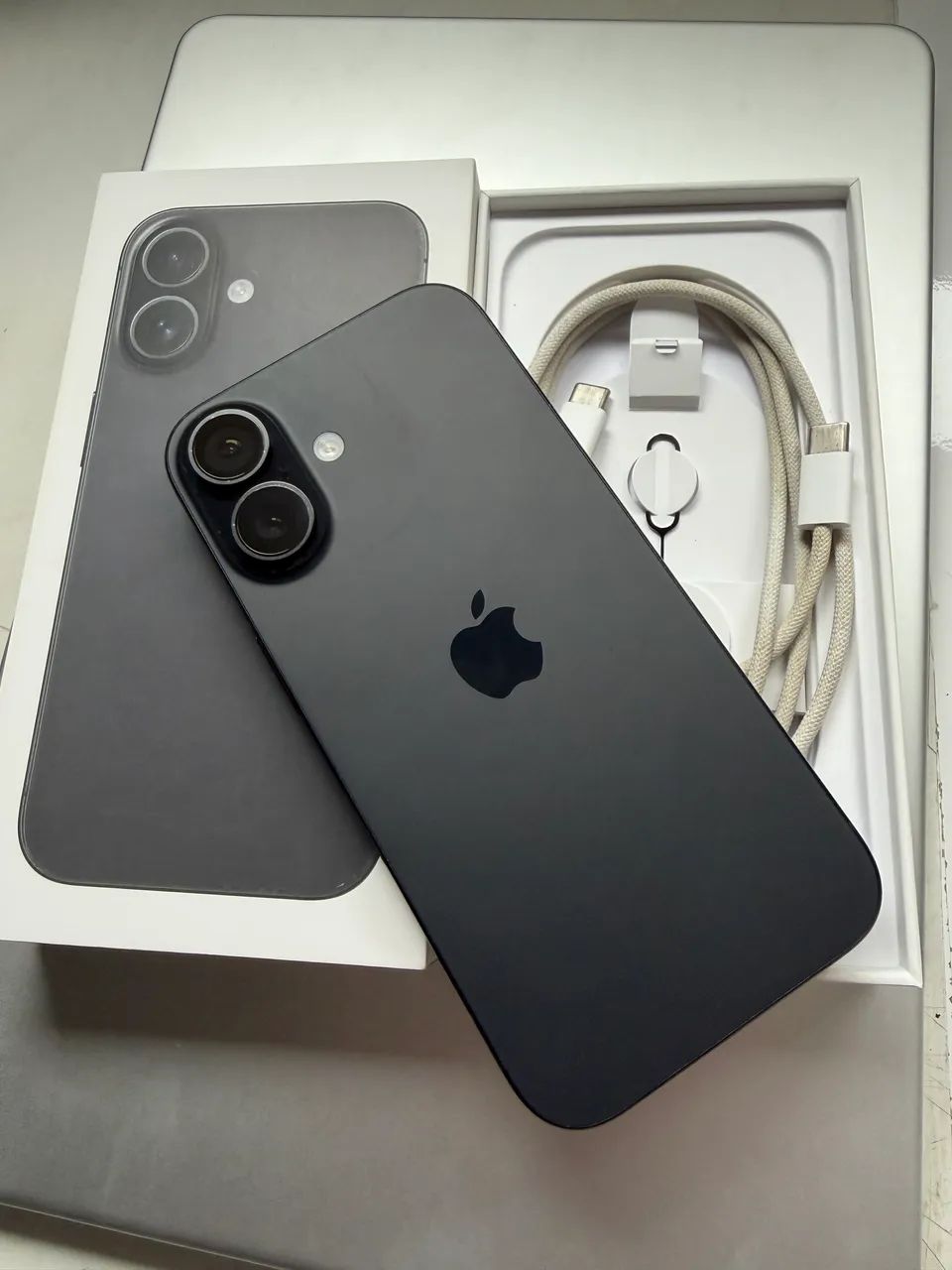 iPhone 16 256gb Black  - Foto 4