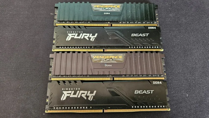 Memoria 16Gb (2x8Gb)DDR5-4800 SKhynix para Notebook - Memória RAM