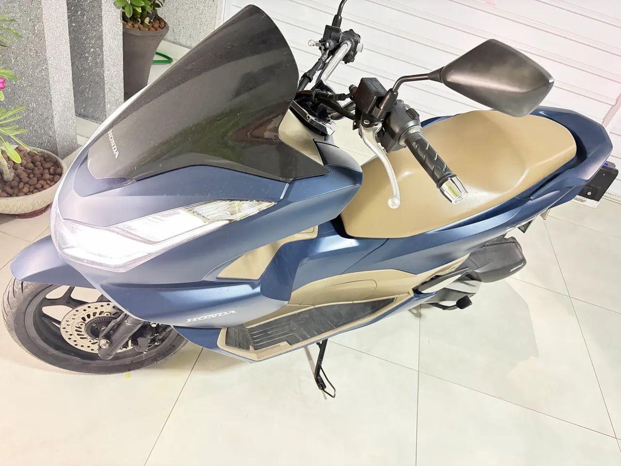 PCX DLX 2024 - Foto 2