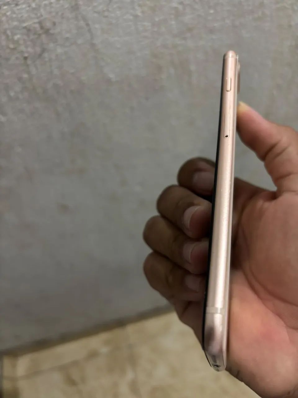 Vendo iPhone 8 Plus 64 gb bateria 100% - Foto 3