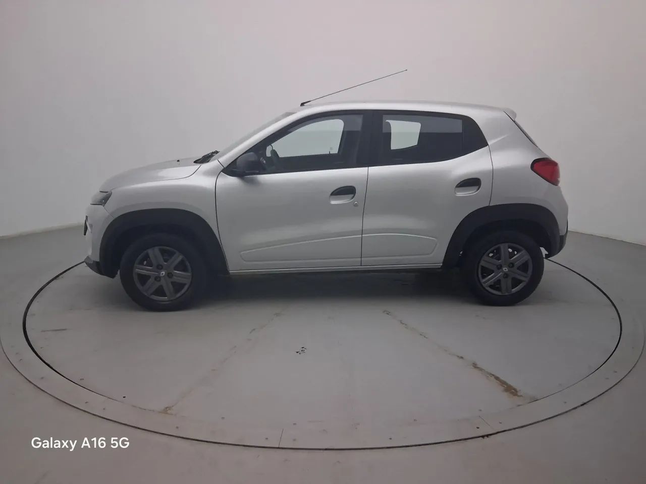 Renault Kwid 1.0 Zen, foto 2 de 18