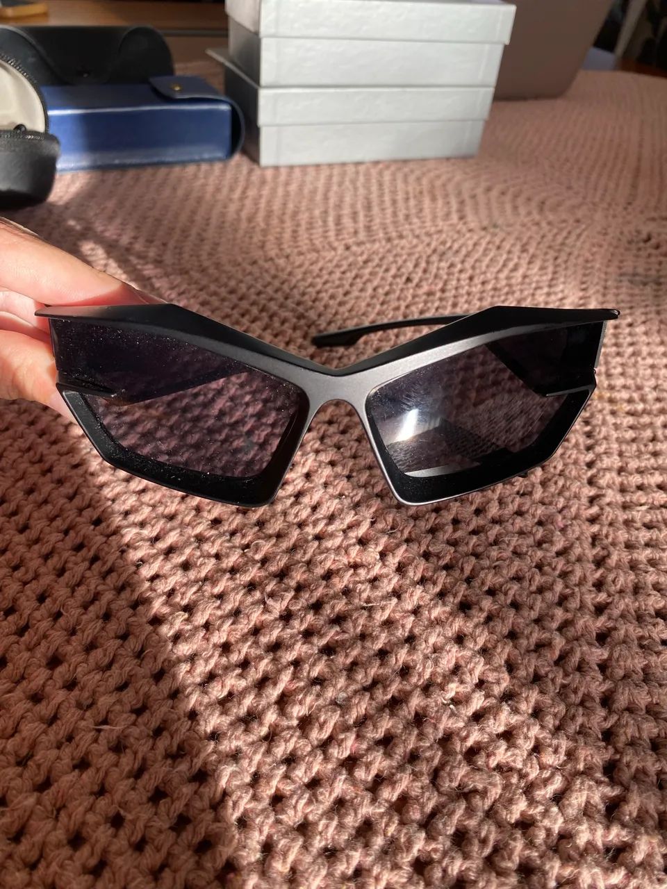 Óculos de Sol Moderno Motomami