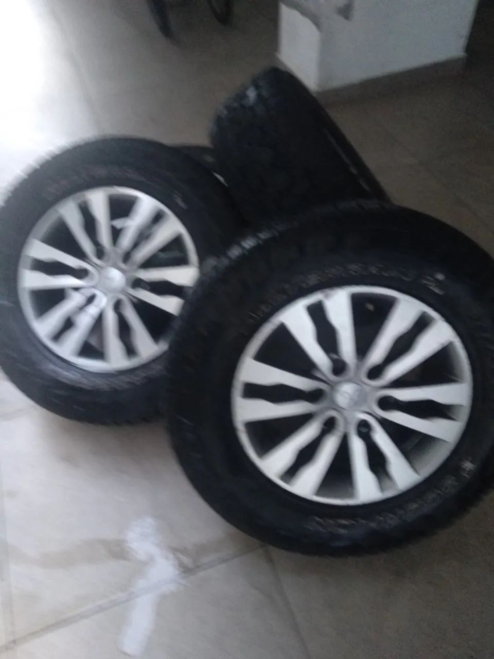 Rodas aro 17 6x139 original Pajero Dakar 2018 com pneus 80% Pirelli Scorpion Plus 265x65 R