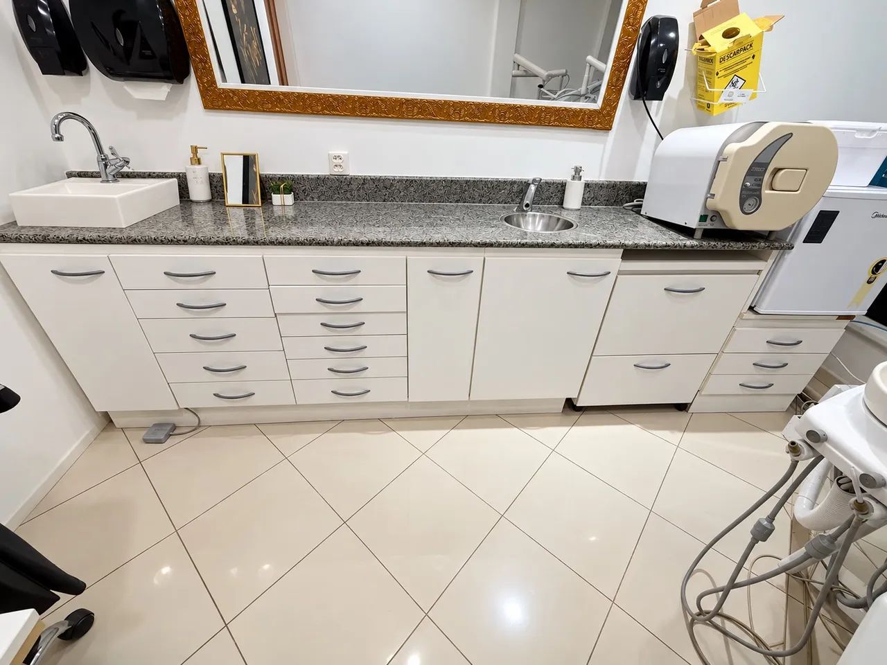 Armário odontológico 