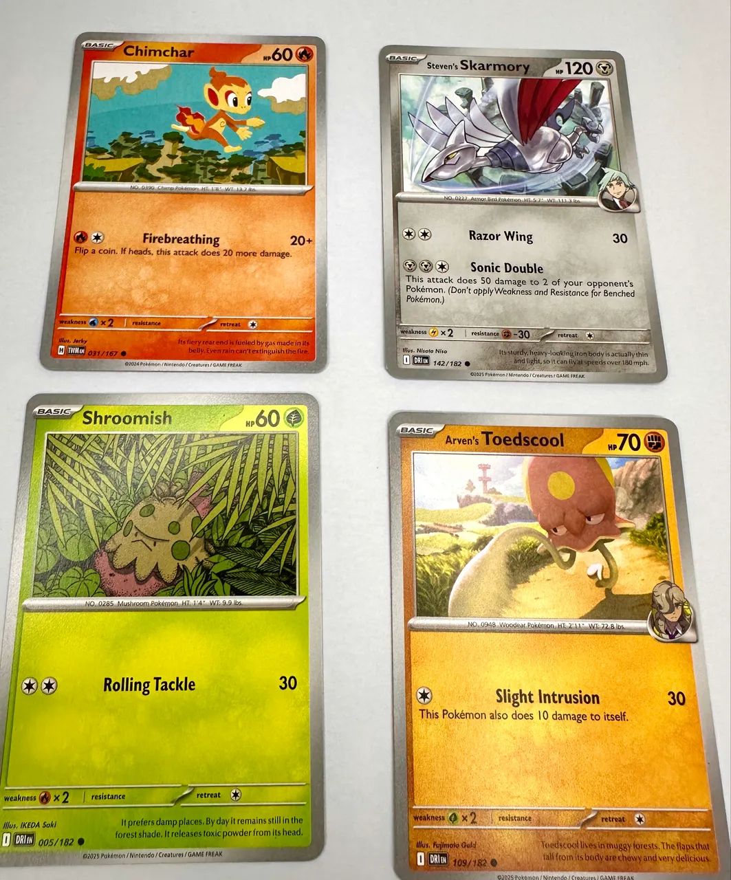 Pokémon - pack com 7 cartas Basic USA *2 - Foto 2