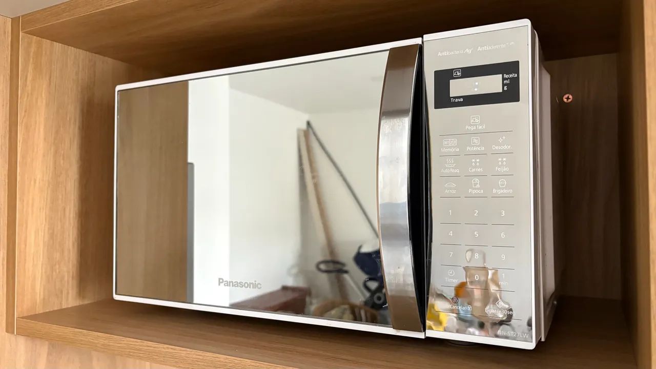 Microondas Panasonic 27lt espelhado