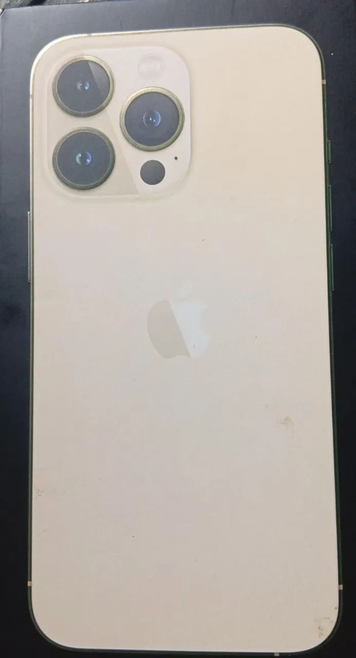 Vendo a caixinha e a Capinha iPhone 13 Pro - Foto 3