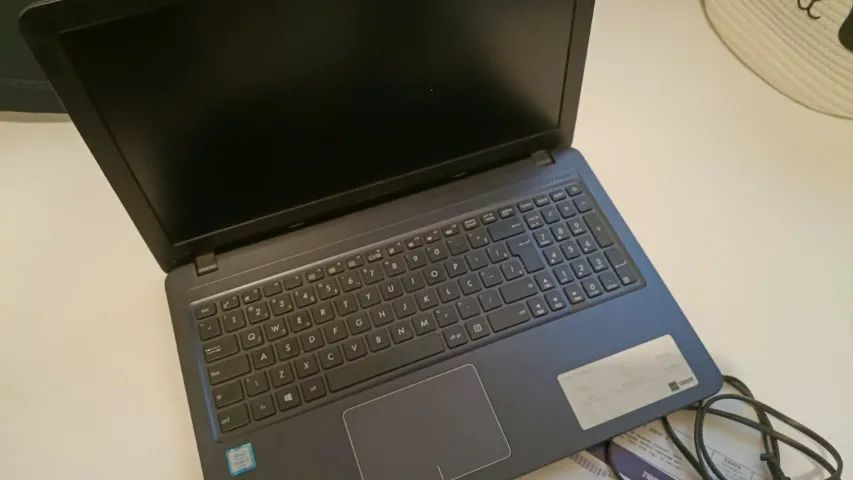 Notebook Asus intel core i5 2.4GHz, 8GB RAM, 1TB HD. Windows original. - Foto 4