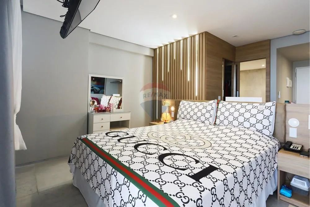Flat de 40m de Altíssimo padrão com porteira fechada e enxoval de luxo.