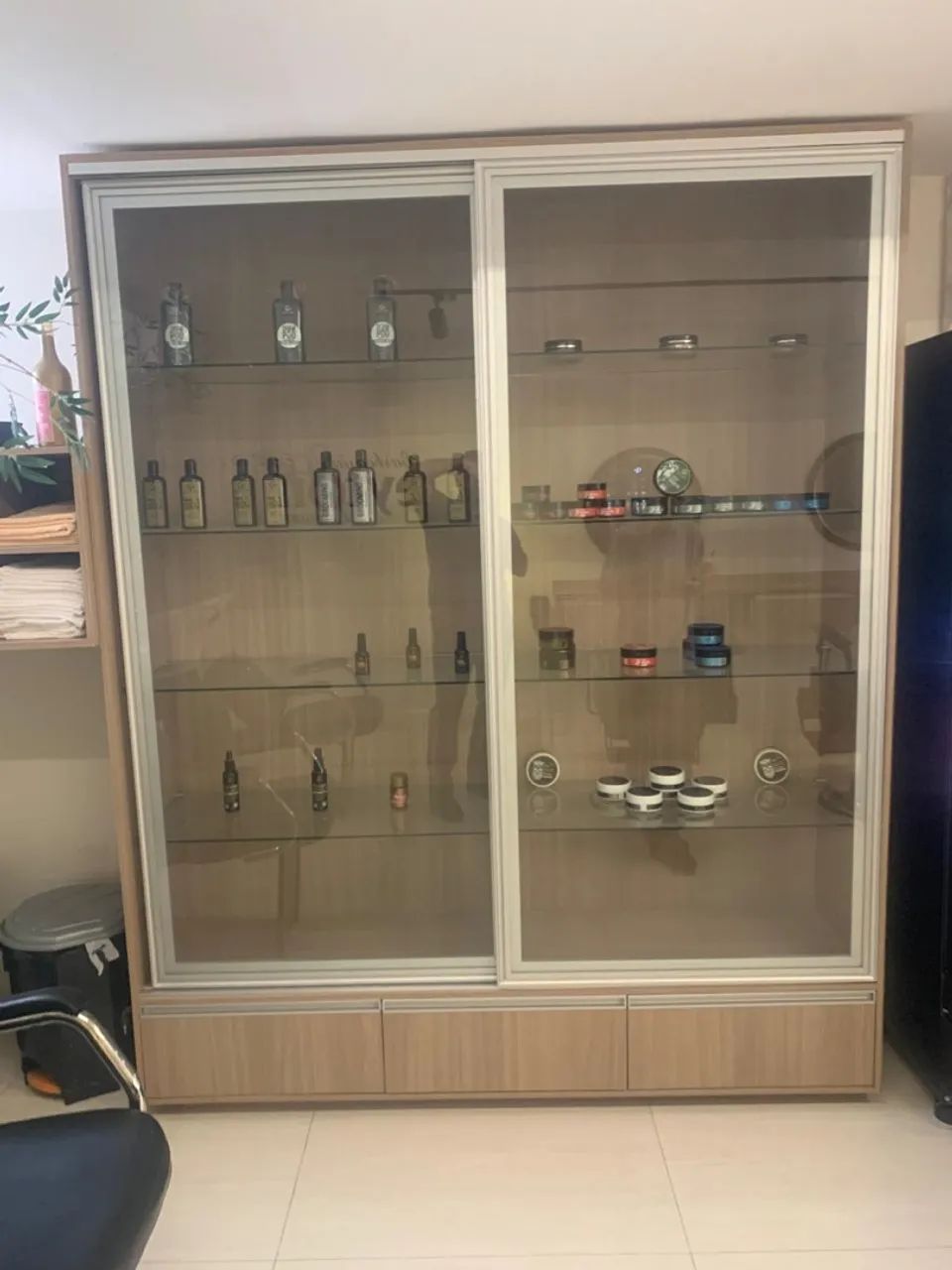 Vende se móveis de barbearia 