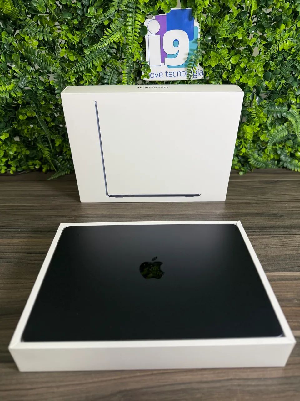 MacBook Air 2022 A2681 Processador Apple M2 8GB 256GB SSD