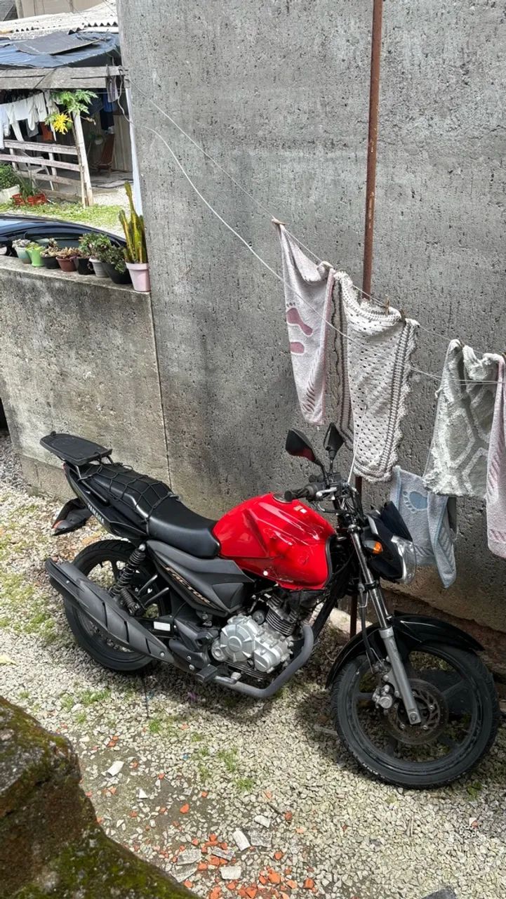 VENDO MOTO